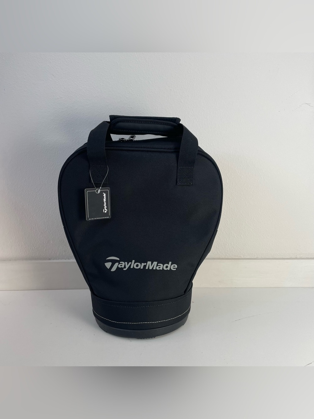 New TaylorMade TM20 Performance Practice Golf Ball Bag Black N7757201